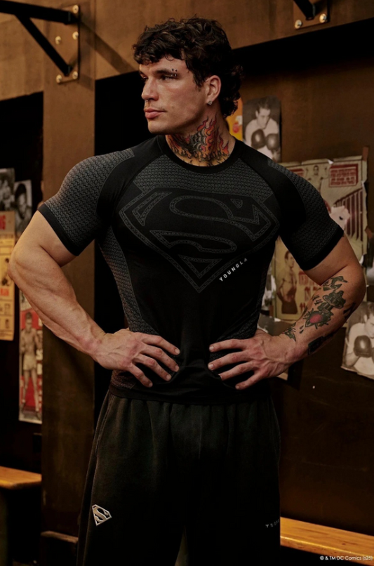 SUPERMAN X YOUNGLA