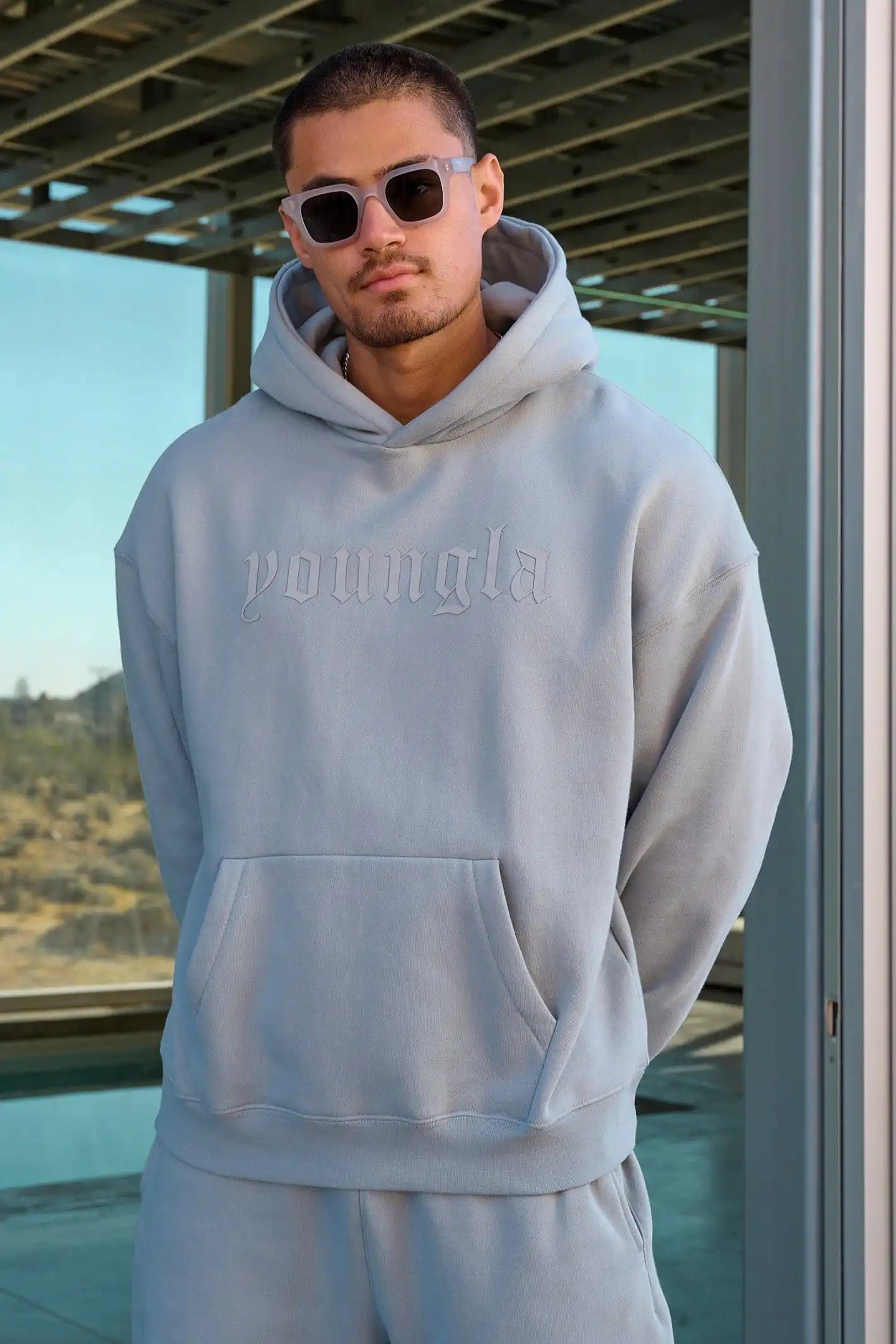 YOUNGLA Fall