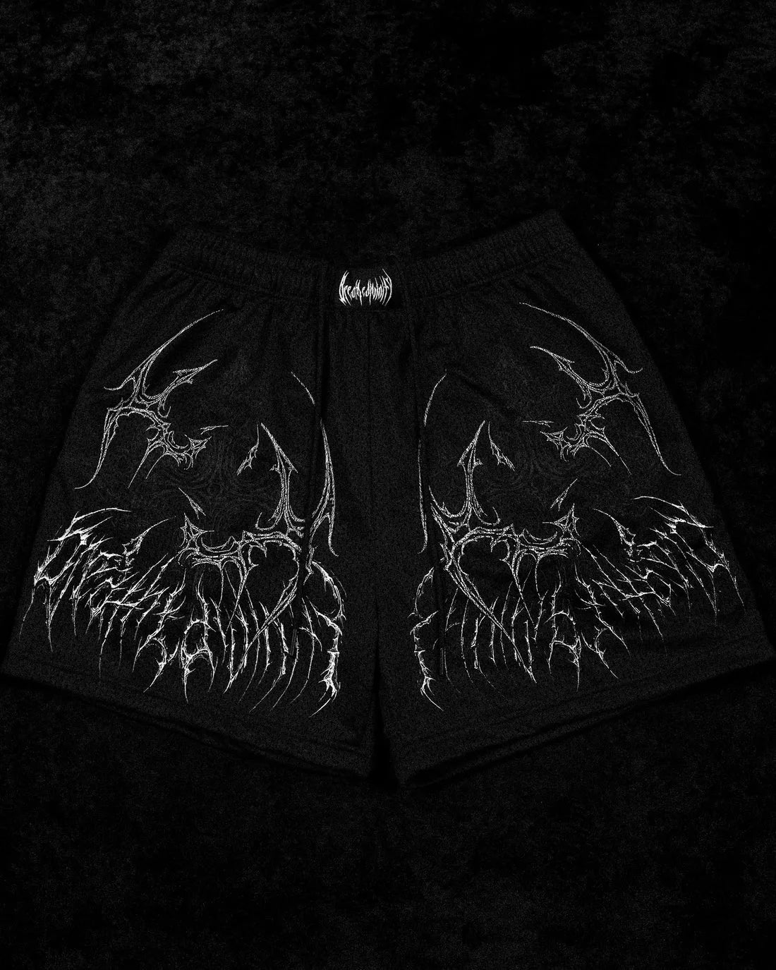 Shorts gothic cross